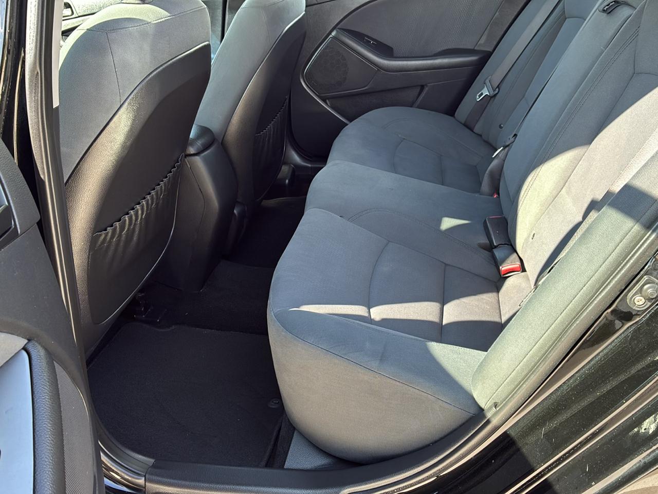 Kia Optima LX 2015