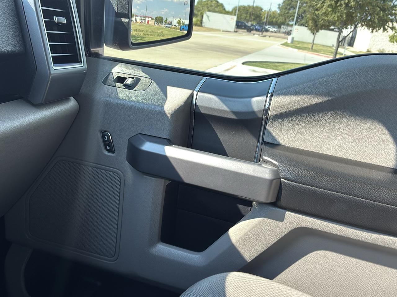 Ford F-150 XL SuperCrew 5.5-ft. Bed 4WD 2019