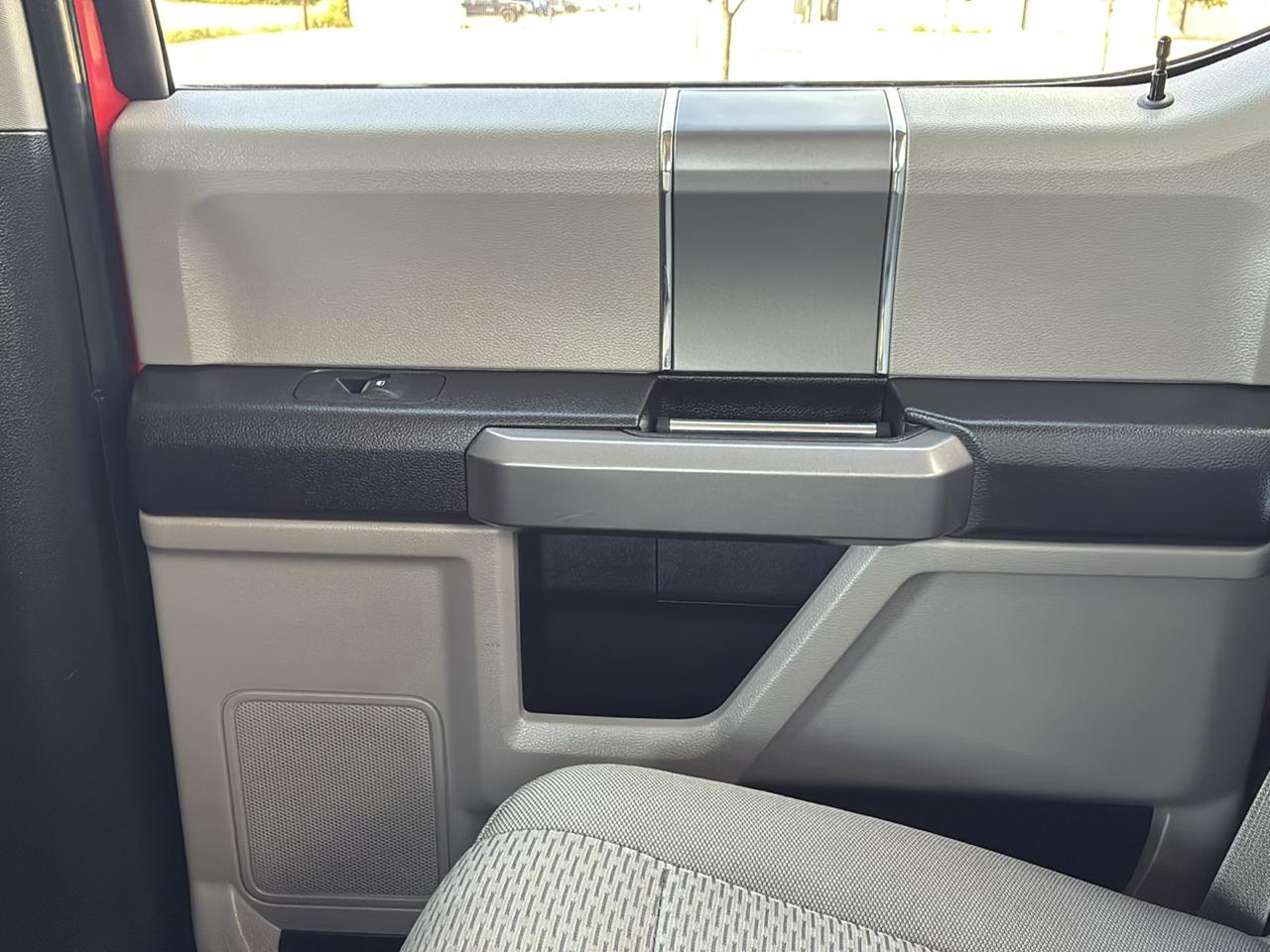 Ford F-150 XL SuperCrew 5.5-ft. Bed 4WD 2019