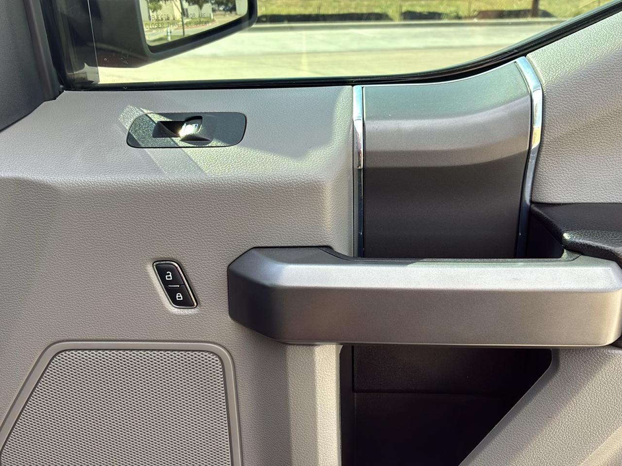 Ford F-150 XL SuperCrew 5.5-ft. Bed 4WD 2019