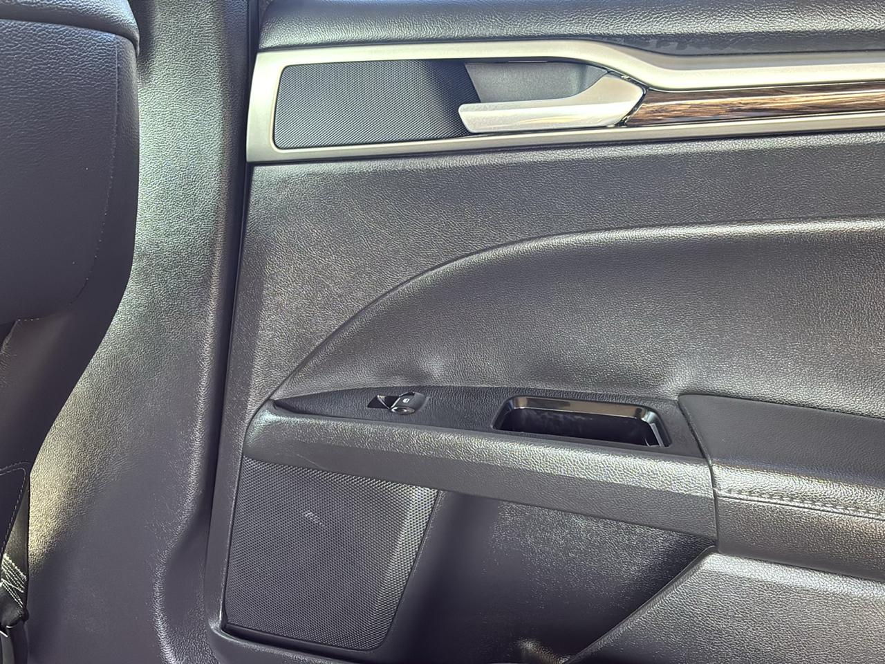 Ford Fusion SE 2016