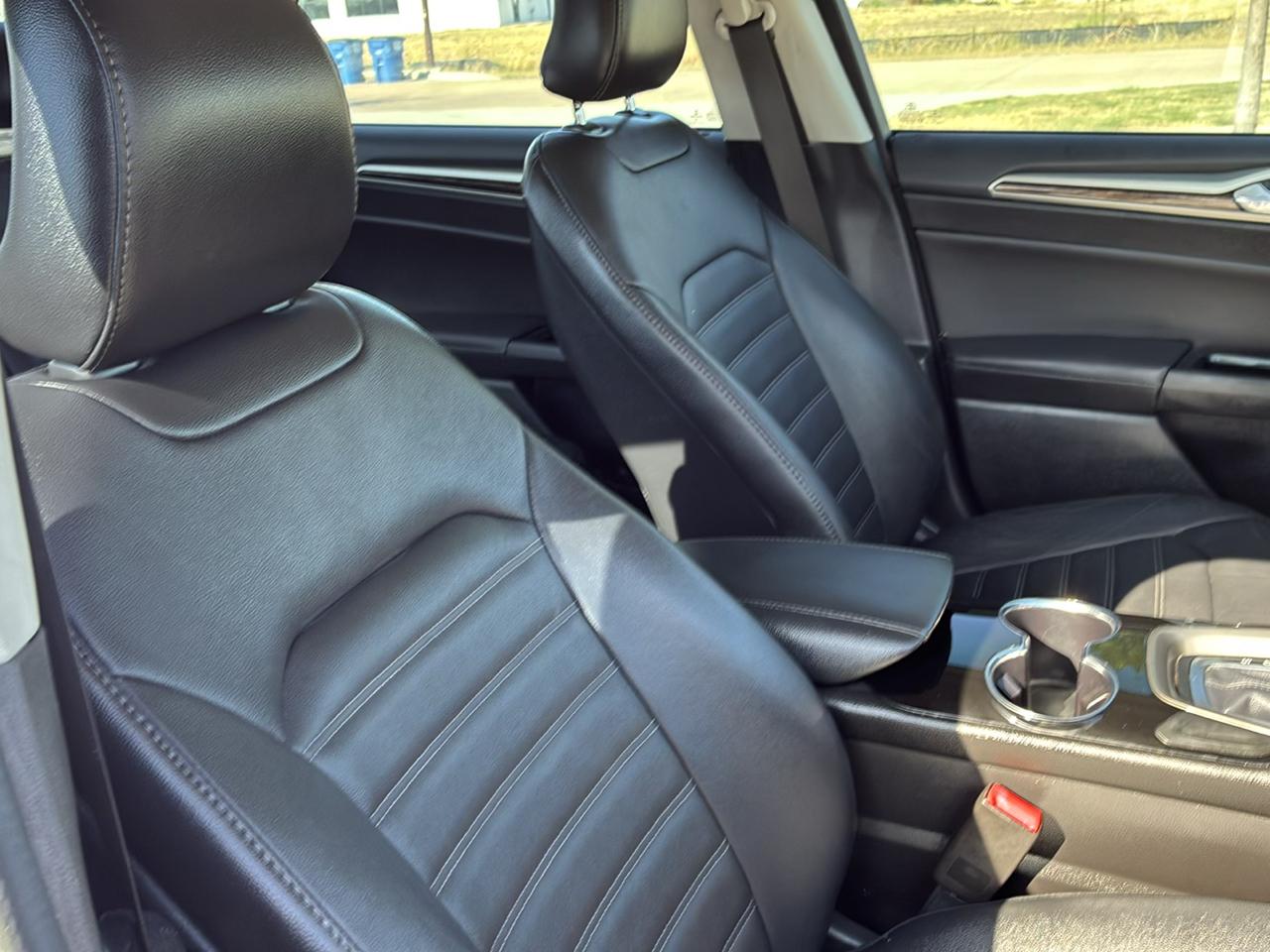 Ford Fusion SE 2016