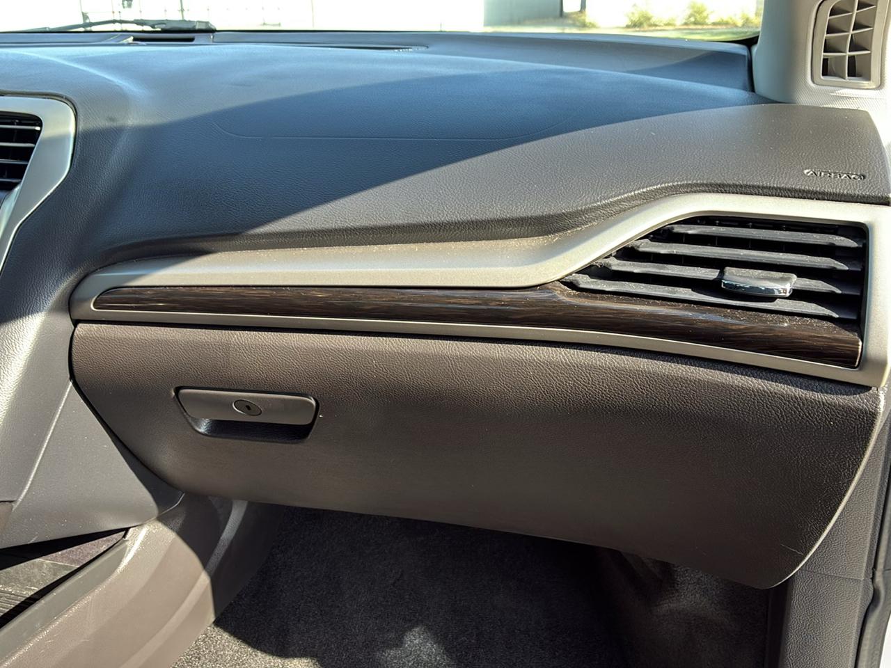 Ford Fusion SE 2016
