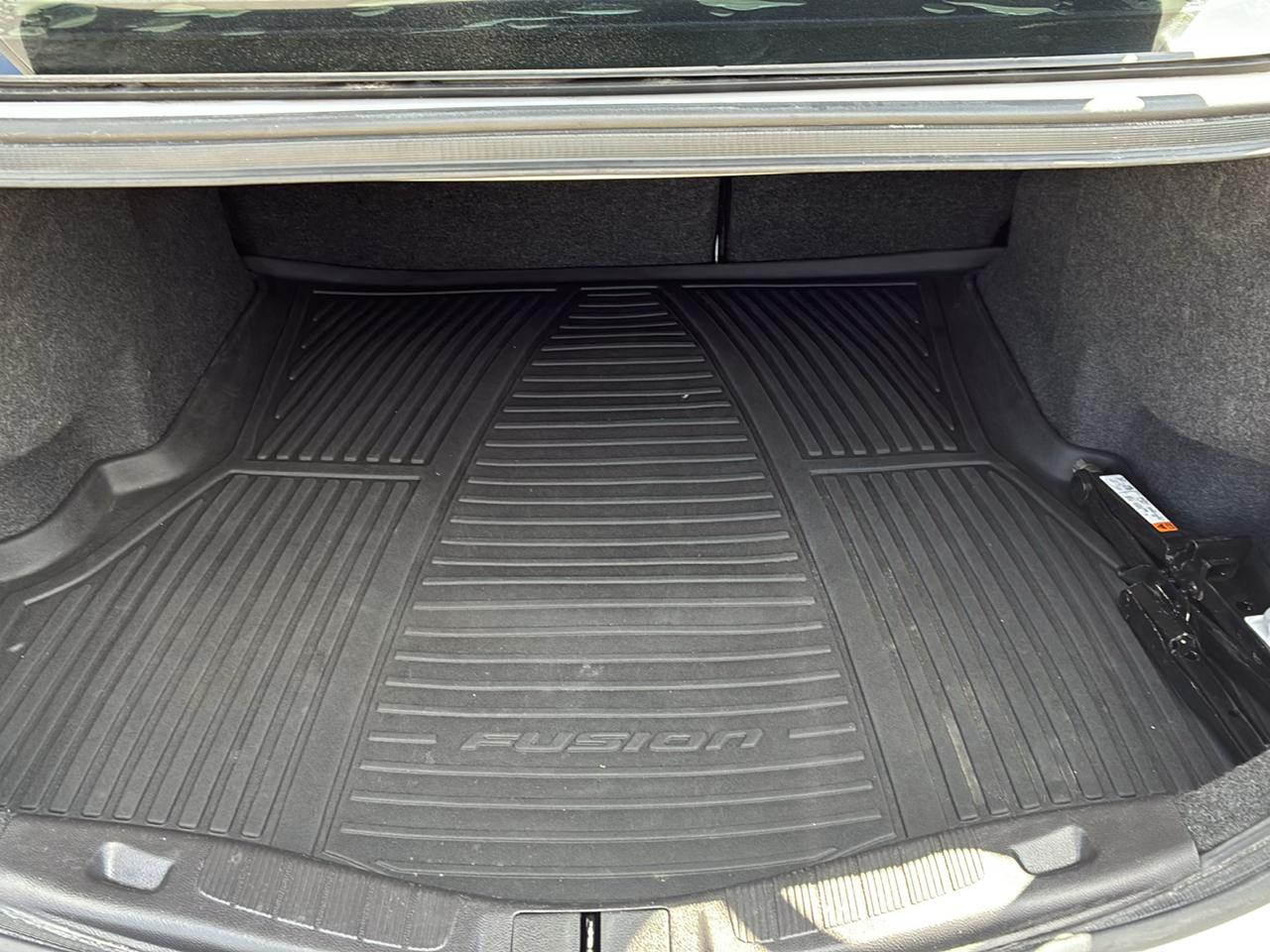 Ford Fusion SE 2016