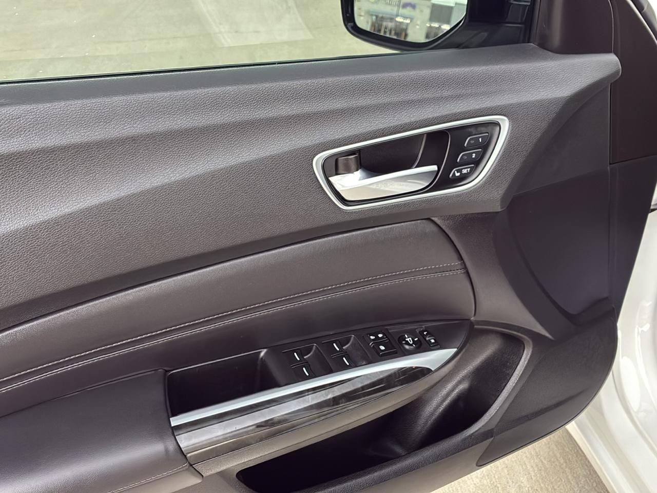 Acura TLX Base 2.4L 2020