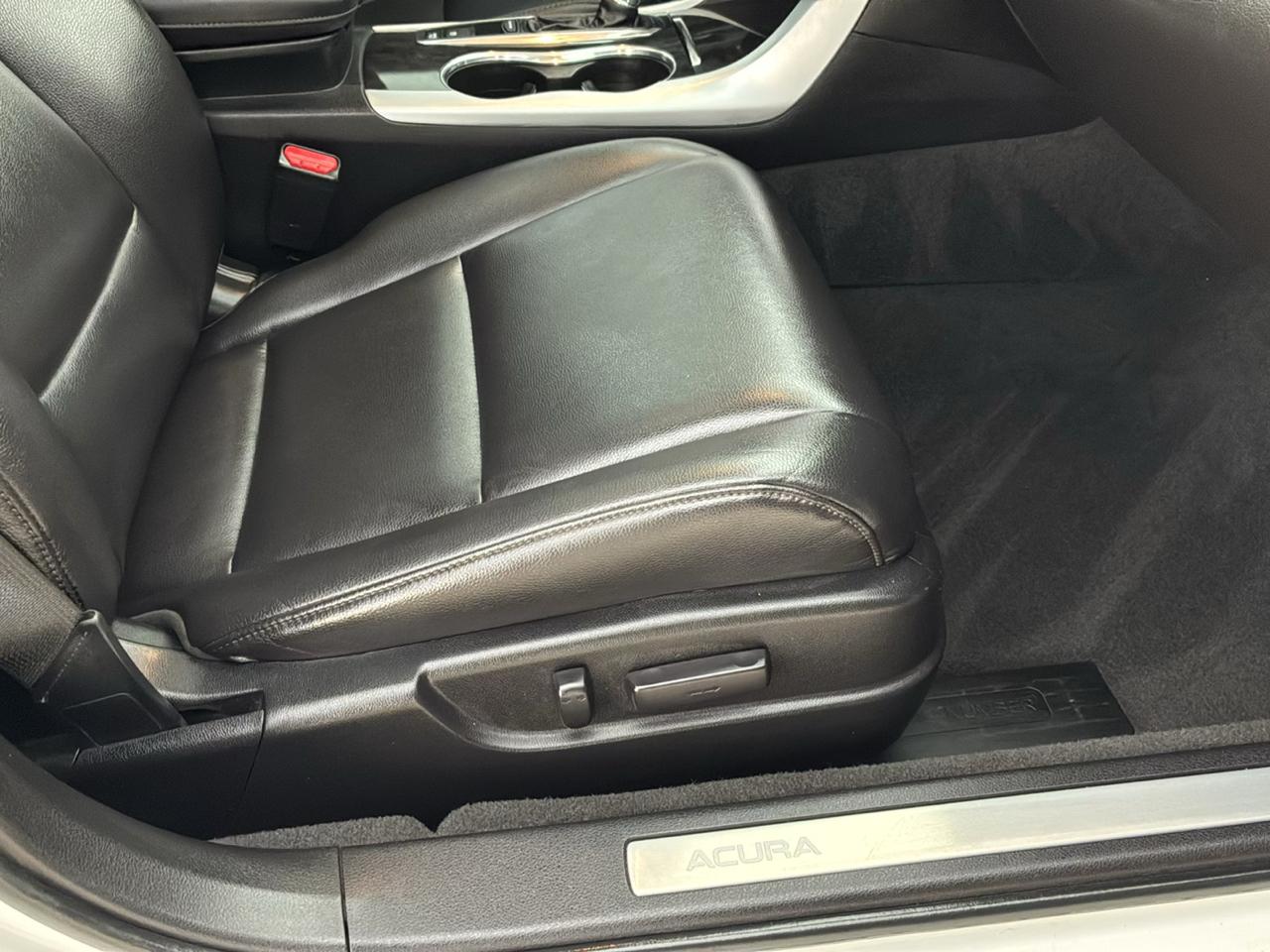 Acura TLX Base 2.4L 2020