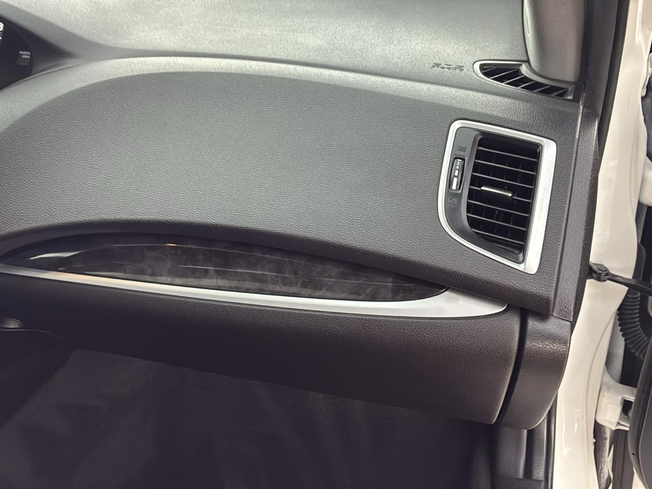 Acura TLX Base 2.4L 2020