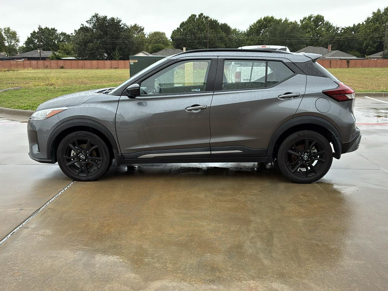 2022 Nissan Kicks SR - Photo 8