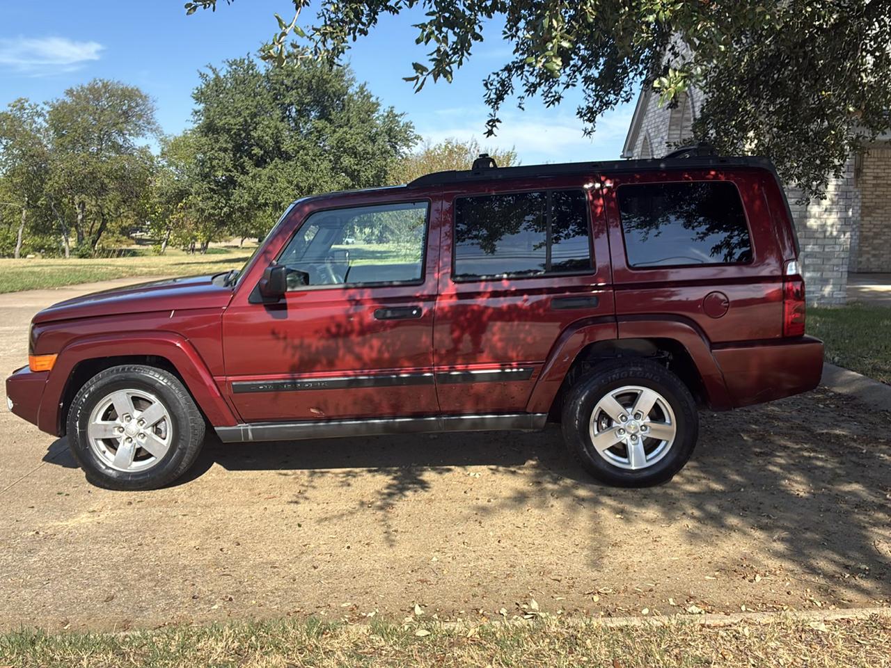 Jeep Commander 2WD 2006