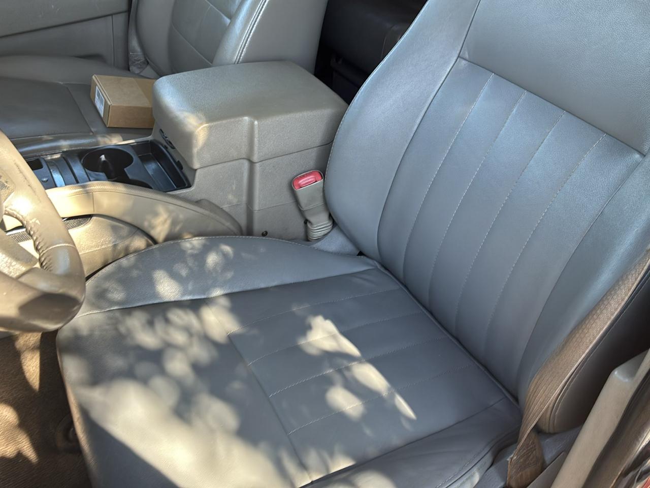 Jeep Commander 2WD 2006