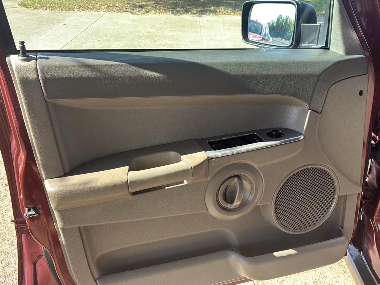Jeep Commander 2WD 2006