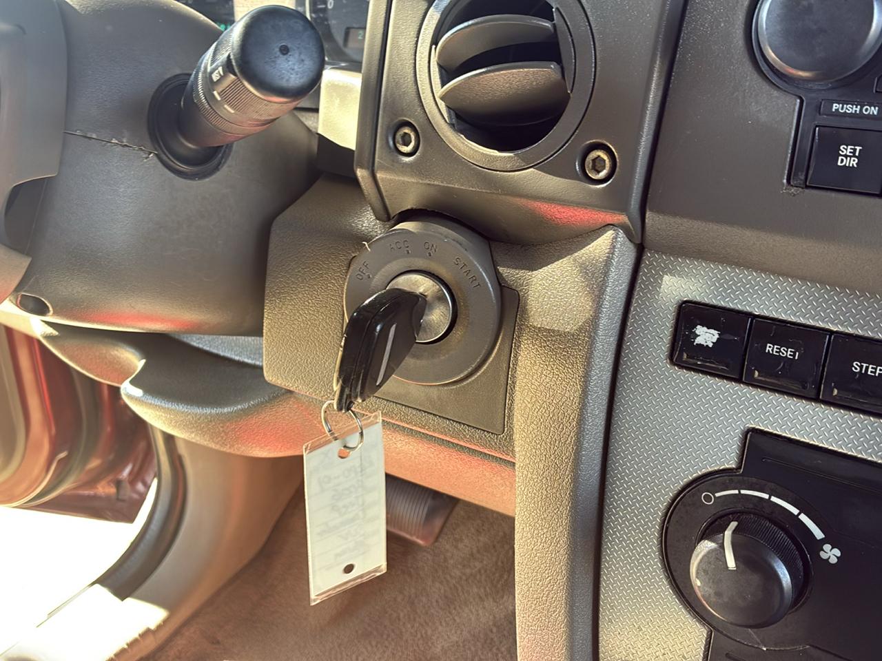 Jeep Commander 2WD 2006