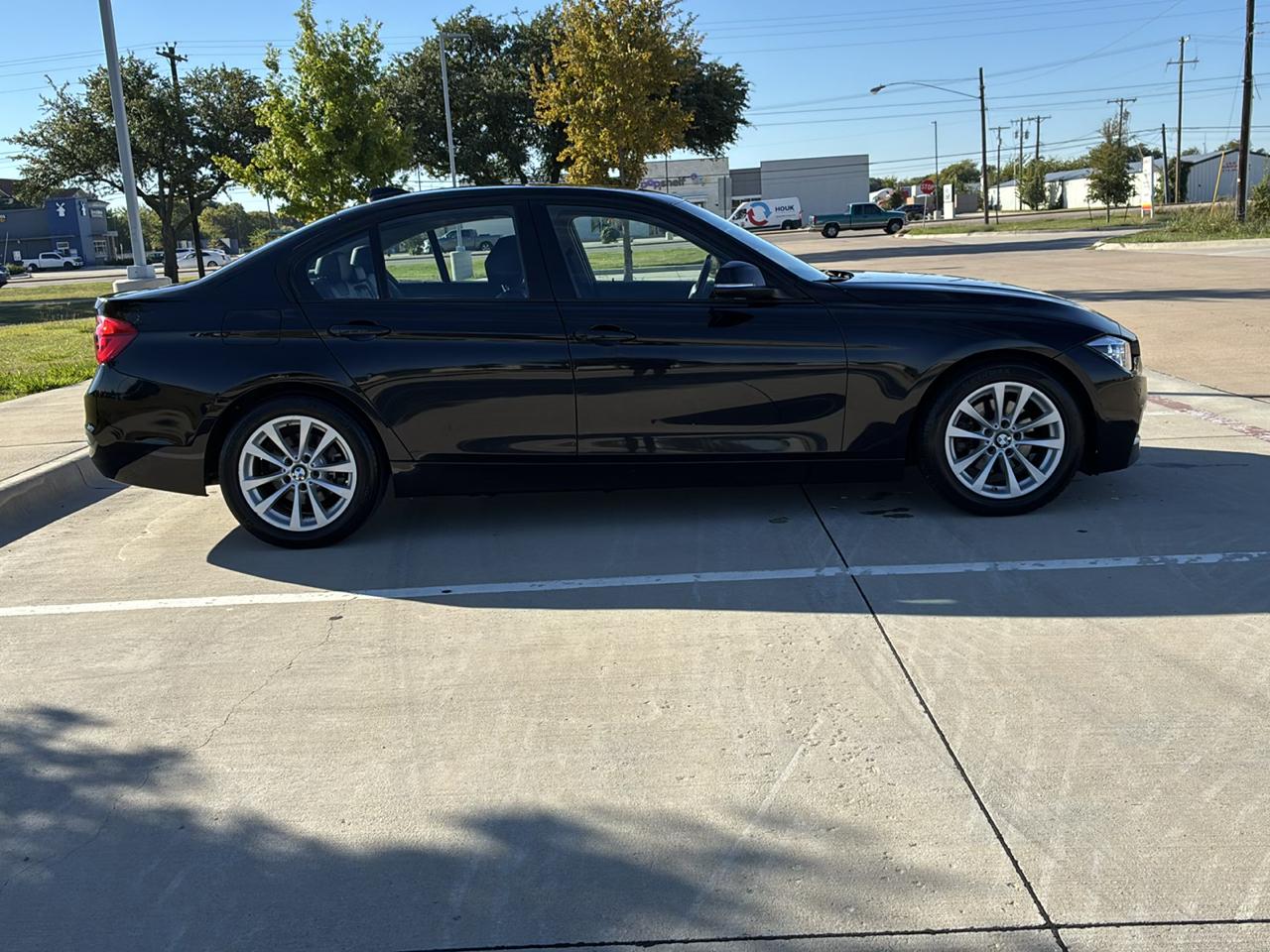 BMW 3-Series 320i xDrive Sedan 2018