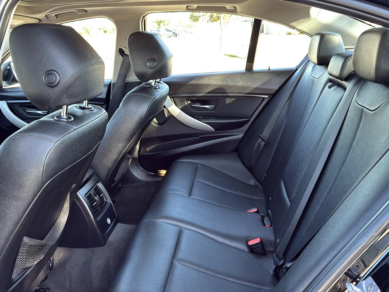 BMW 3-Series 320i xDrive Sedan 2018