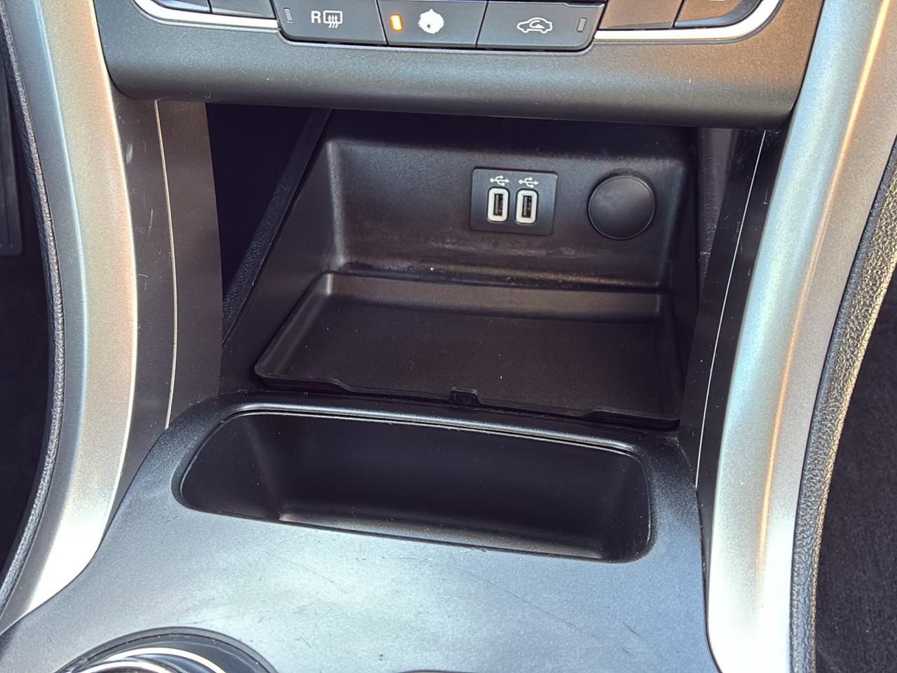 Ford Fusion SE 2020