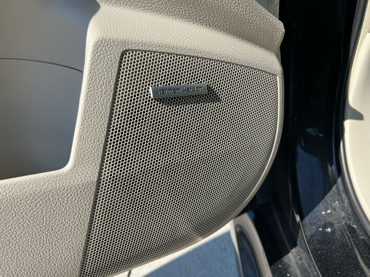 Subaru Legacy 2.5i Limited 2012