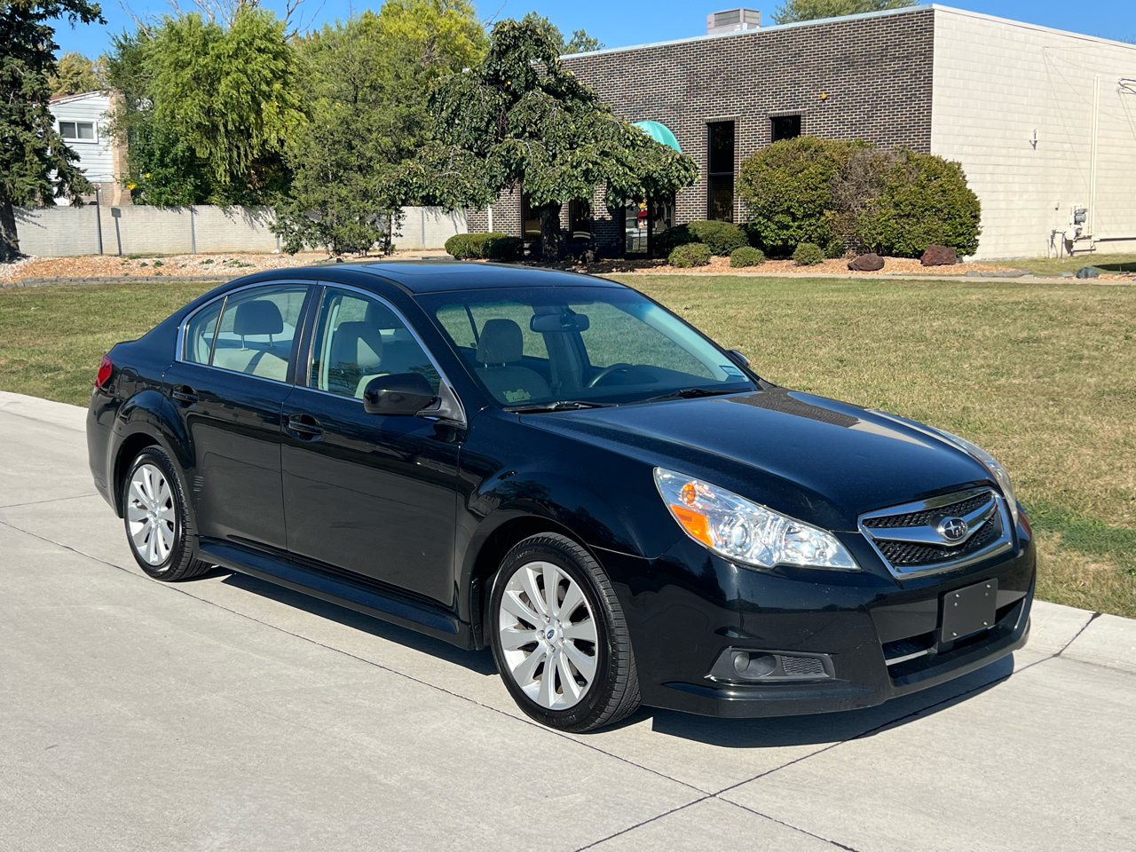 Subaru Legacy 2.5i Limited 2012