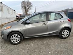 2013 Mazda MAZDA2 