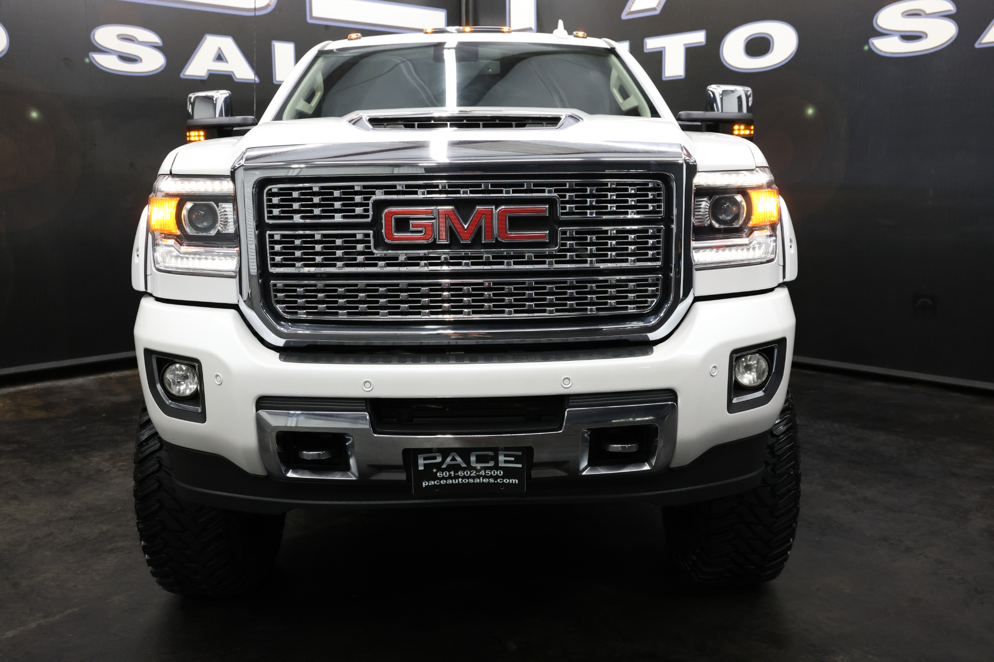 GMC Sierra 2500HD  2019 GMC Sierra 2500HD  2019