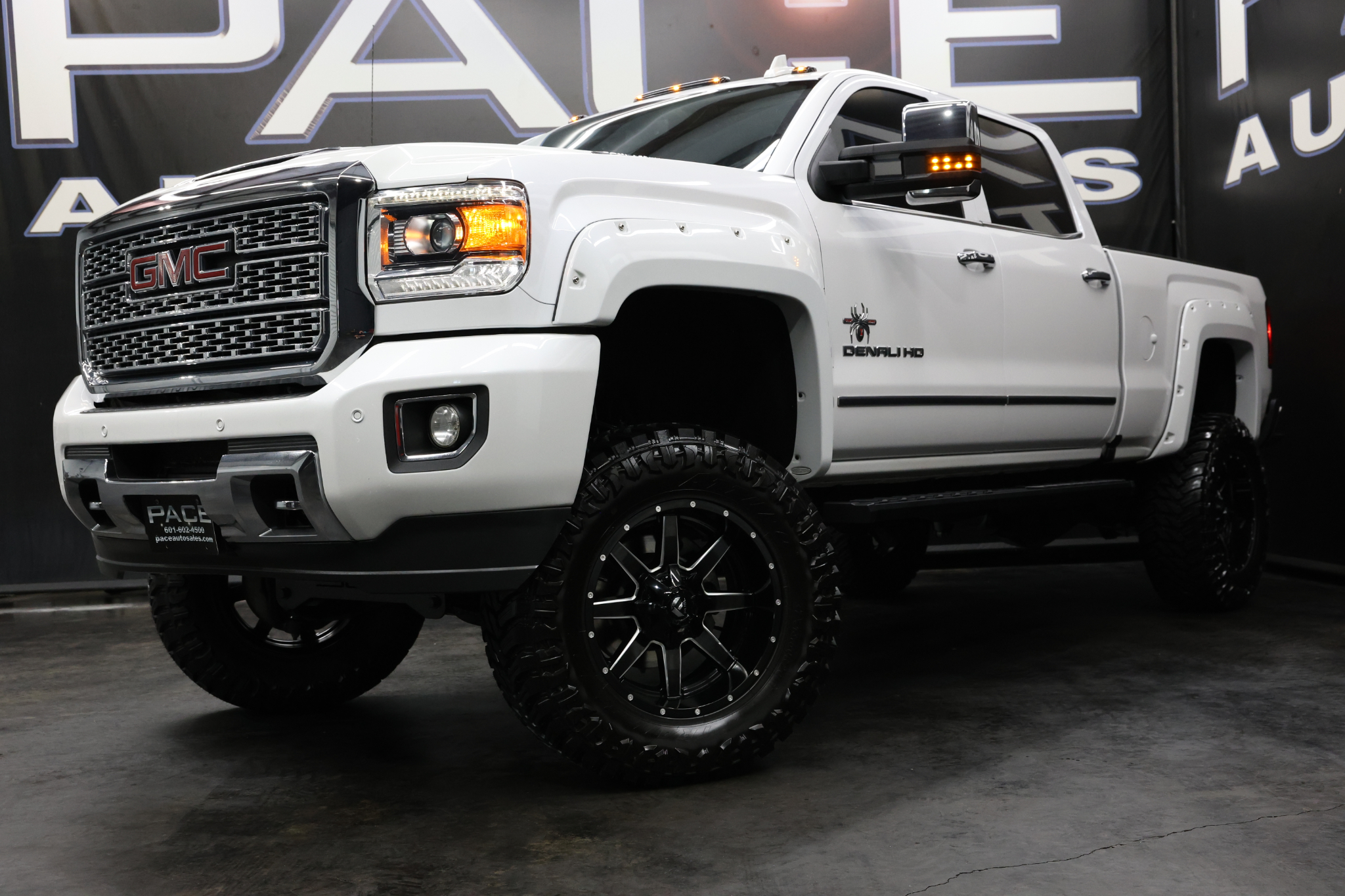 GMC Sierra 2500HD  2019 GMC Sierra 2500HD  2019