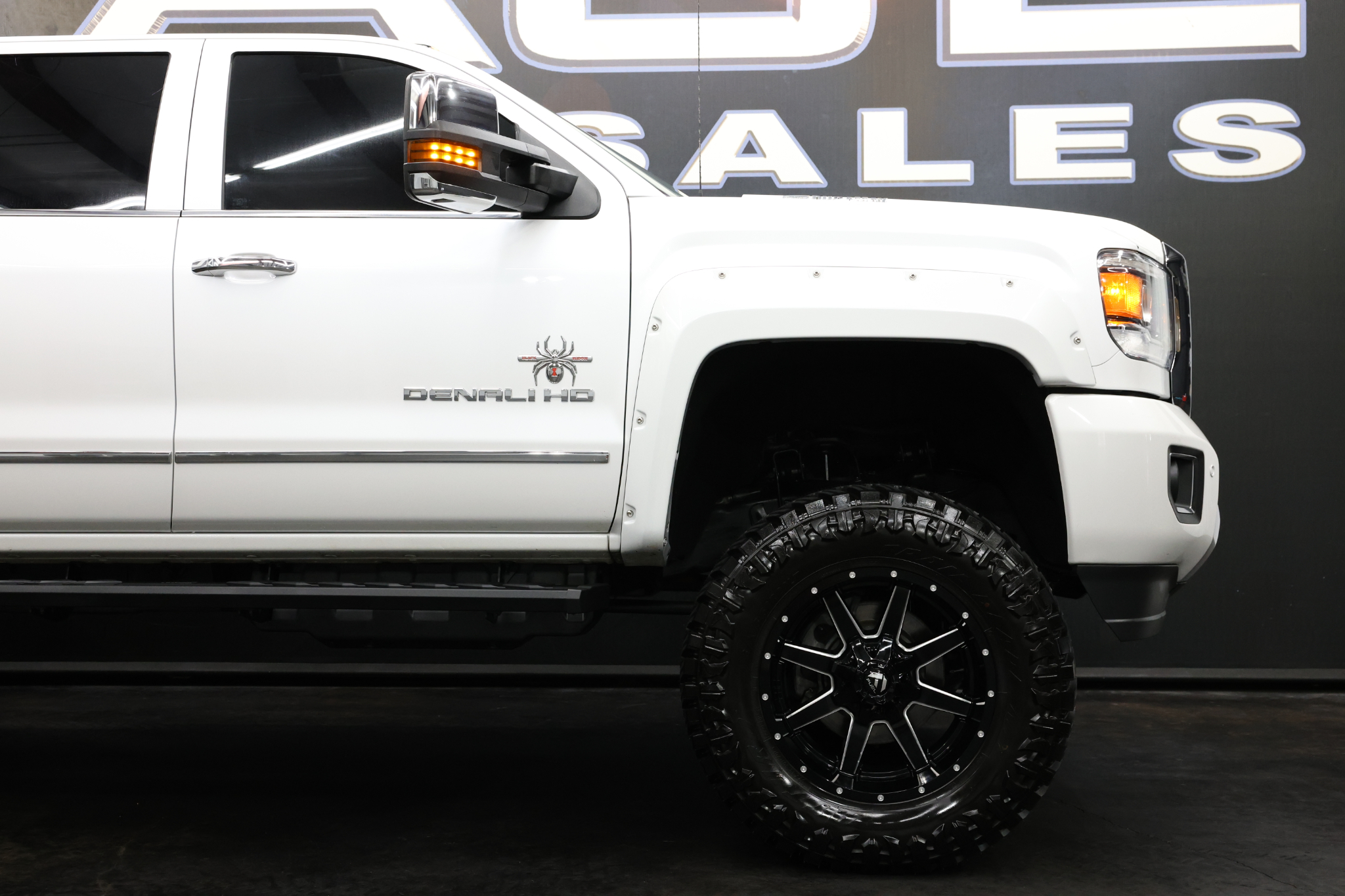GMC Sierra 2500HD  2019 GMC Sierra 2500HD  2019