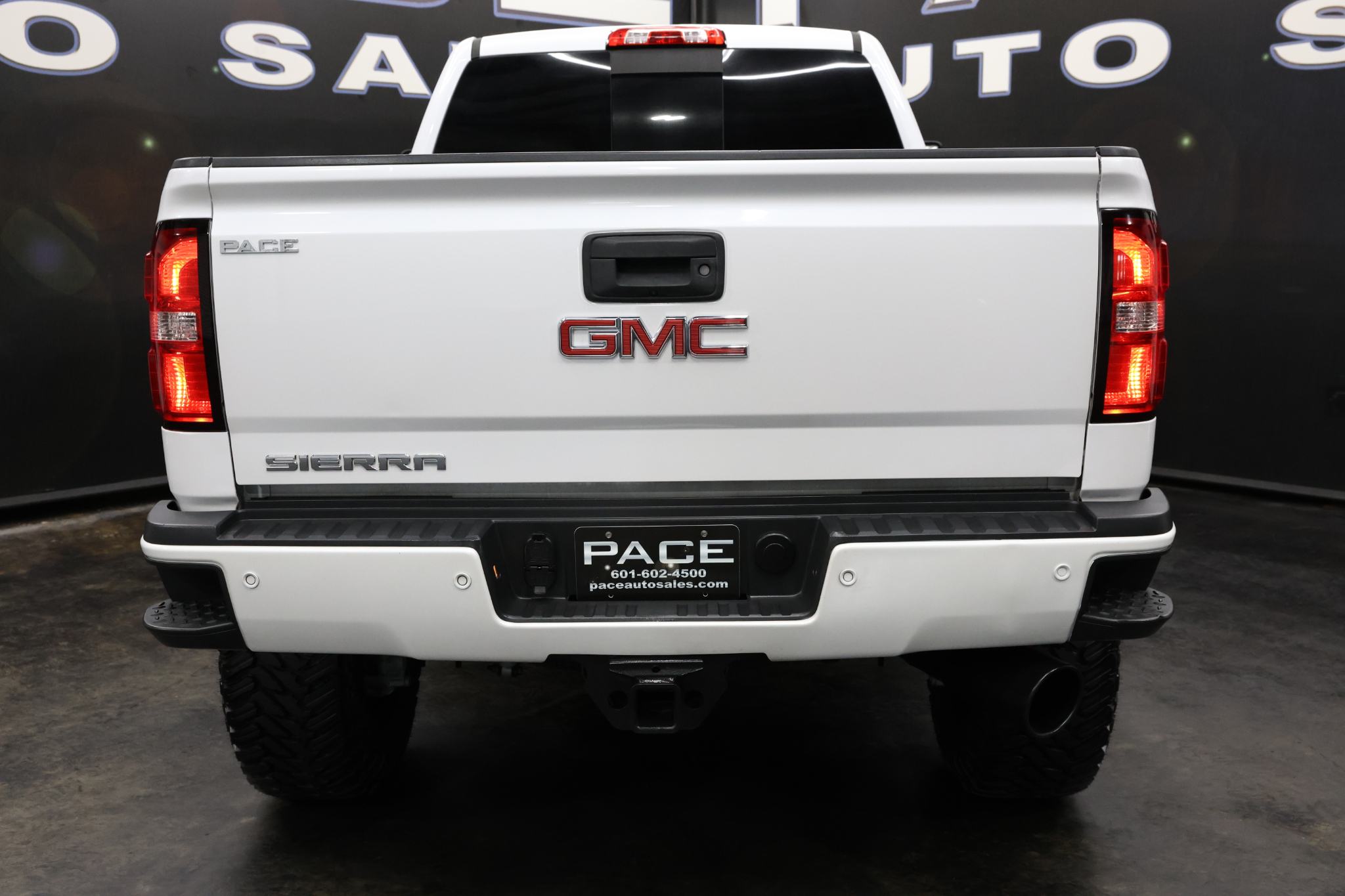 GMC Sierra 2500HD  2019 GMC Sierra 2500HD  2019