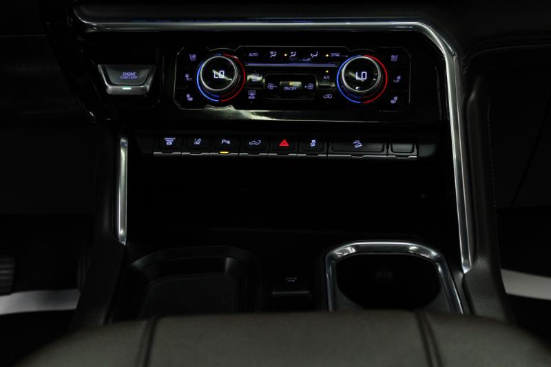 GMC Sierra 2500HD 4WD Crew Cab 159" Denali 2024 GMC Sierra 2500HD 4WD Crew Cab 159" Denali 2024