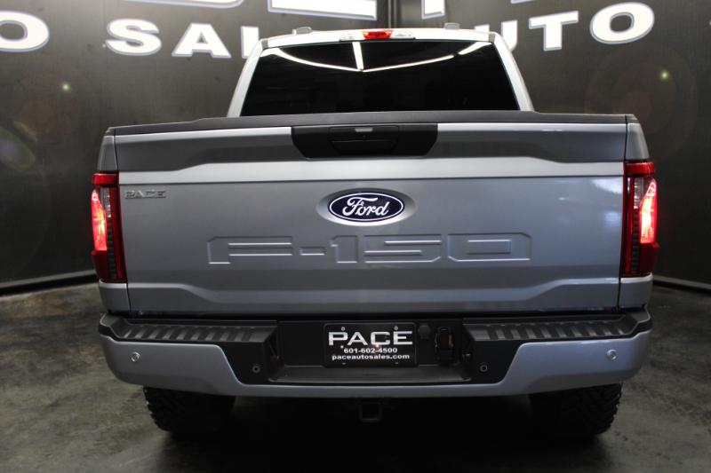 Ford F-150 STX 4WD SuperCrew 5.5' Box 2024 Ford F-150 STX 4WD SuperCrew 5.5' Box 2024