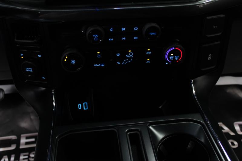 Ford F-150 STX 4WD SuperCrew 5.5' Box 2024 Ford F-150 STX 4WD SuperCrew 5.5' Box 2024