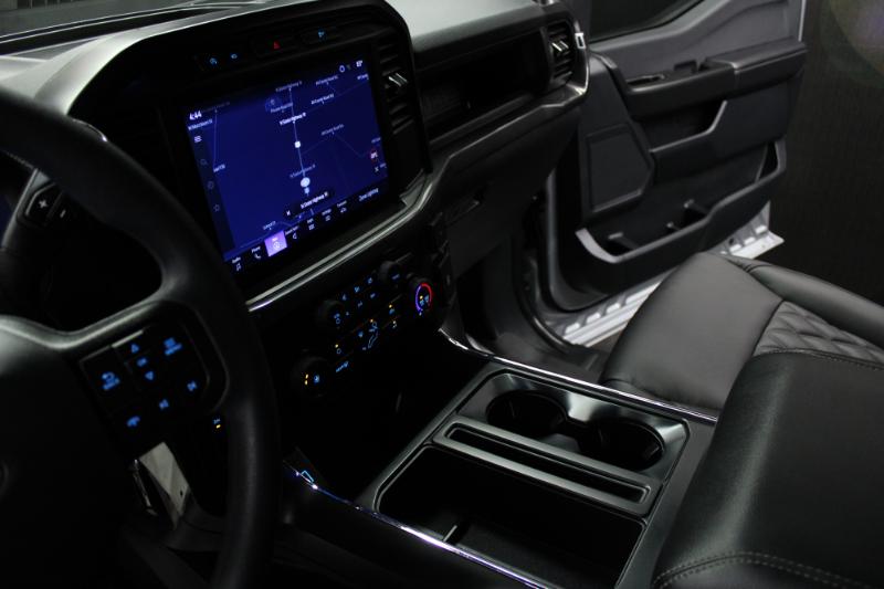 Ford F-150 STX 4WD SuperCrew 5.5' Box 2024 Ford F-150 STX 4WD SuperCrew 5.5' Box 2024