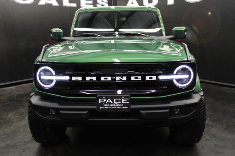 Ford Bronco Outer Banks 4 Door Advanced 4x4 2023 Ford Bronco Outer Banks 4 Door Advanced 4x4 2023