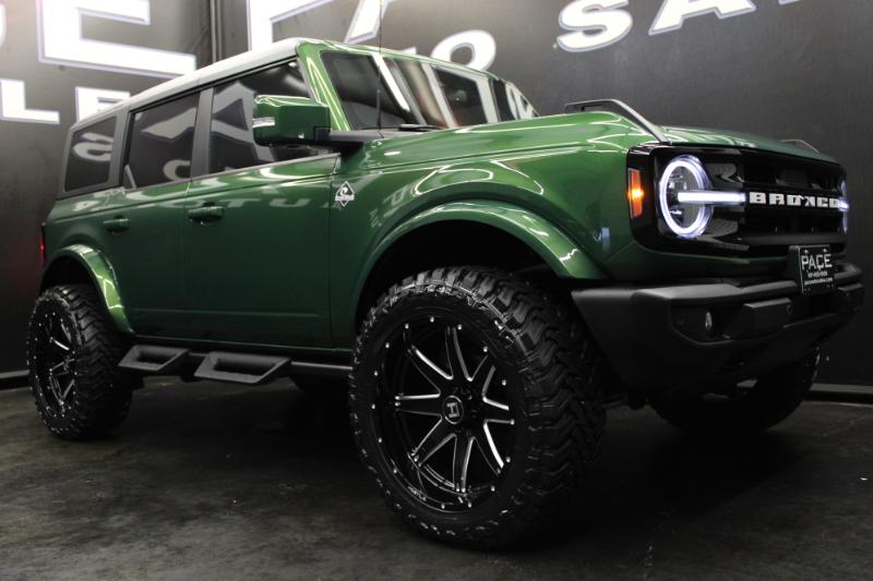 Ford Bronco Outer Banks 4 Door Advanced 4x4 2023 Ford Bronco Outer Banks 4 Door Advanced 4x4 2023