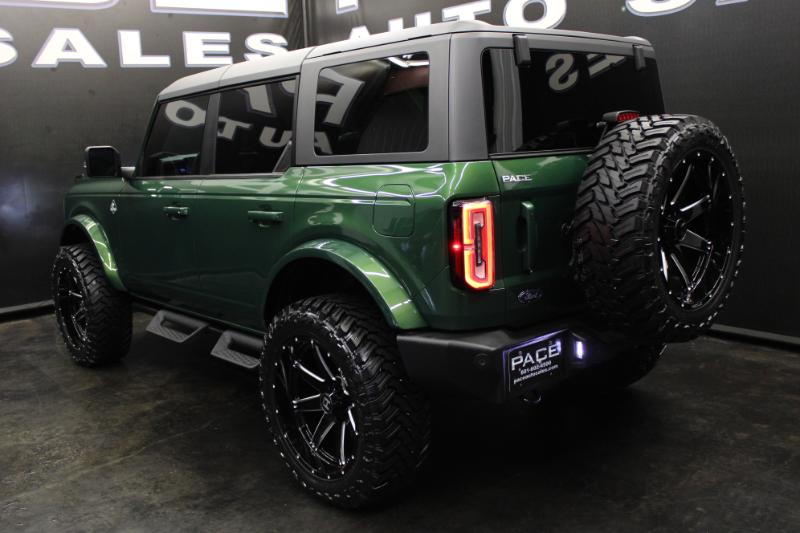 Ford Bronco Outer Banks 4 Door Advanced 4x4 2023 Ford Bronco Outer Banks 4 Door Advanced 4x4 2023