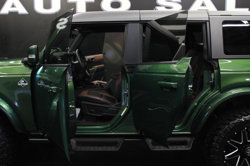Ford Bronco Outer Banks 4 Door Advanced 4x4 2023 Ford Bronco Outer Banks 4 Door Advanced 4x4 2023