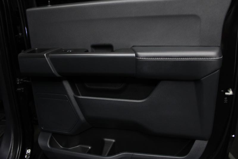 Ford F-150 STX 4WD SuperCrew 5.5' Box 2024 Ford F-150 STX 4WD SuperCrew 5.5' Box 2024