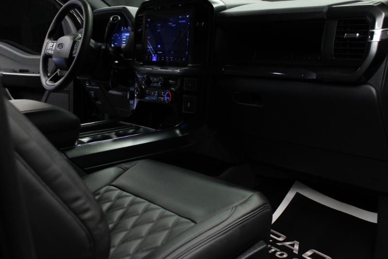 Ford F-150 STX 4WD SuperCrew 5.5' Box 2024 Ford F-150 STX 4WD SuperCrew 5.5' Box 2024