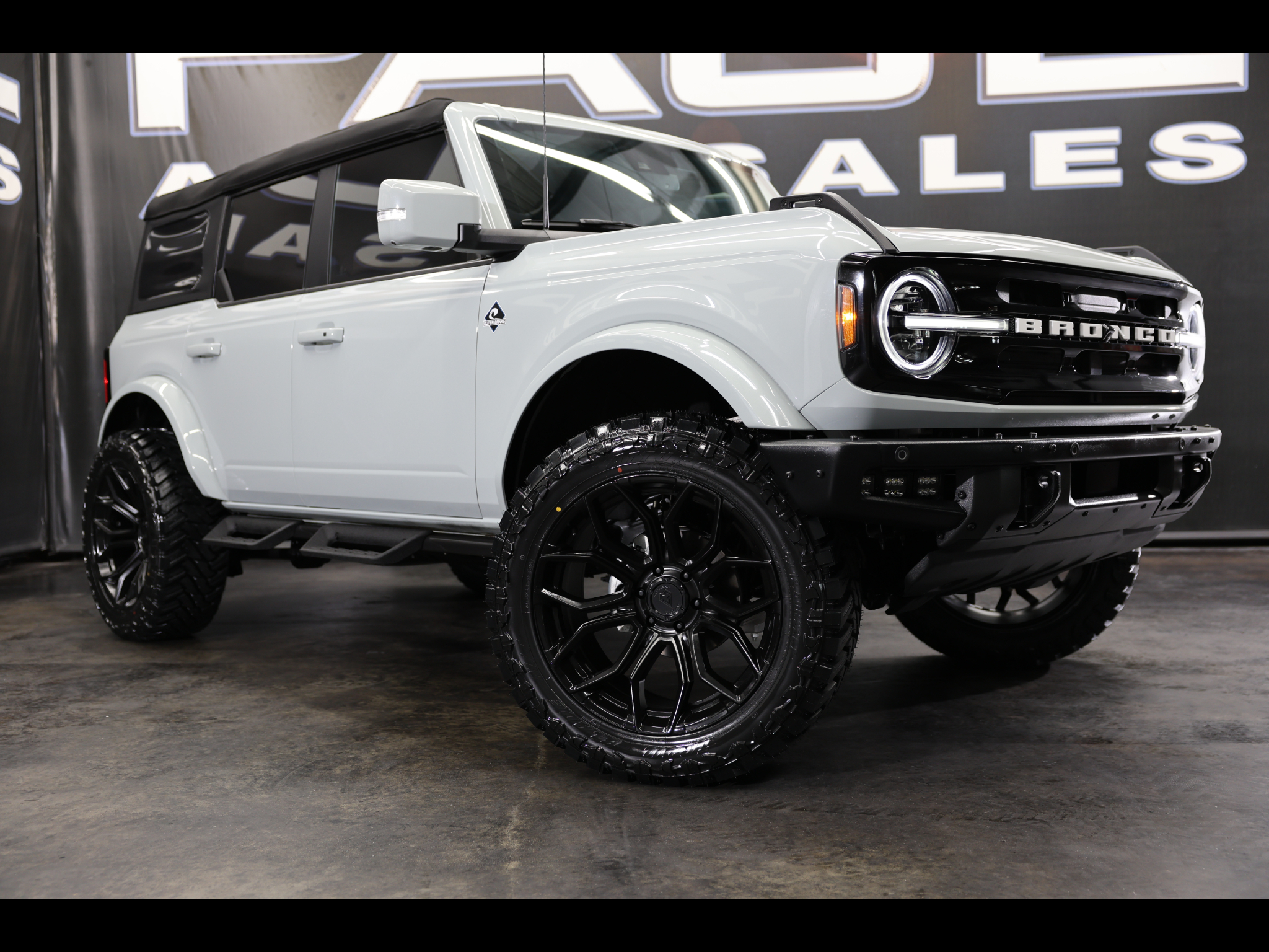 2024 Ford Bronco Outer Banks 4 Door 4x4