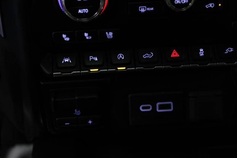 GMC Sierra 1500 4WD Crew Cab 147" SLT 2021 GMC Sierra 1500 4WD Crew Cab 147" SLT 2021