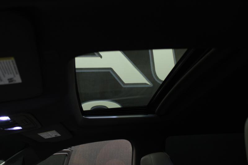 GMC Sierra 1500 4WD Crew Cab 147" SLT 2021 GMC Sierra 1500 4WD Crew Cab 147" SLT 2021