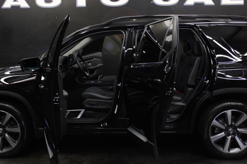 2025 Honda Pilot Elite photo 16