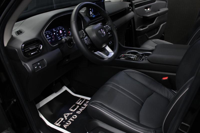 2025 Honda Pilot Elite photo 17
