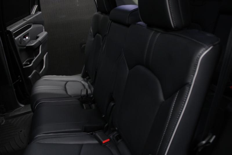 2025 Honda Pilot Elite photo 22