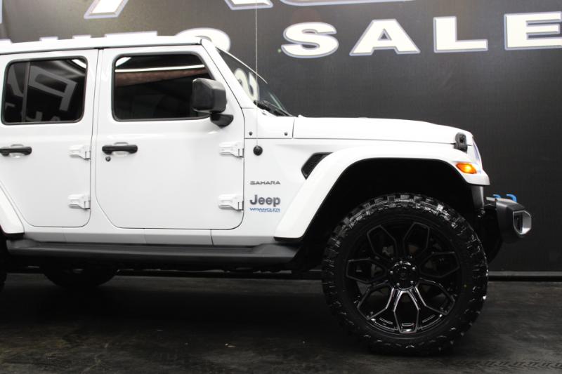 2022 Jeep Wrangler 4xe Unlimited Sahara photo 6