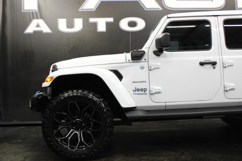 2022 Jeep Wrangler 4xe Unlimited Sahara photo 13