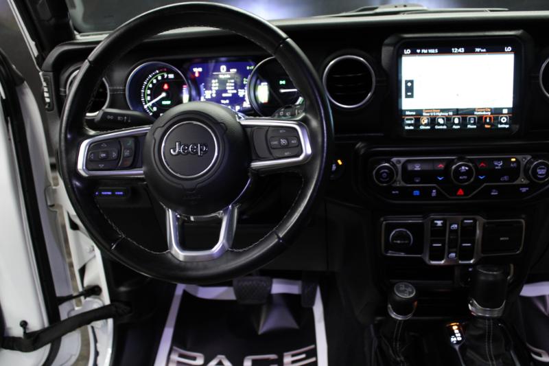 2022 Jeep Wrangler 4xe Unlimited Sahara photo 32
