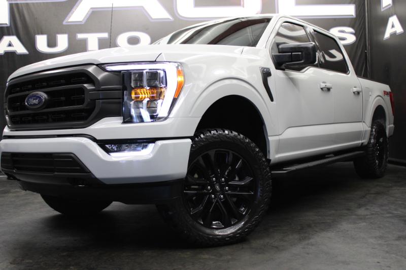2023 Ford F-150 XLT photo 3