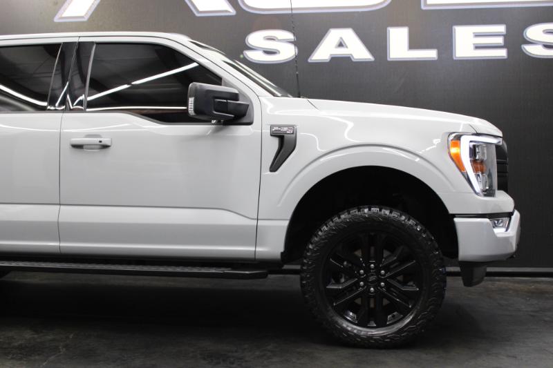 2023 Ford F-150 XLT photo 6