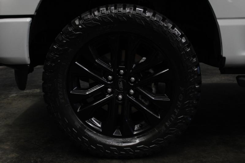 2023 Ford F-150 XLT photo 16