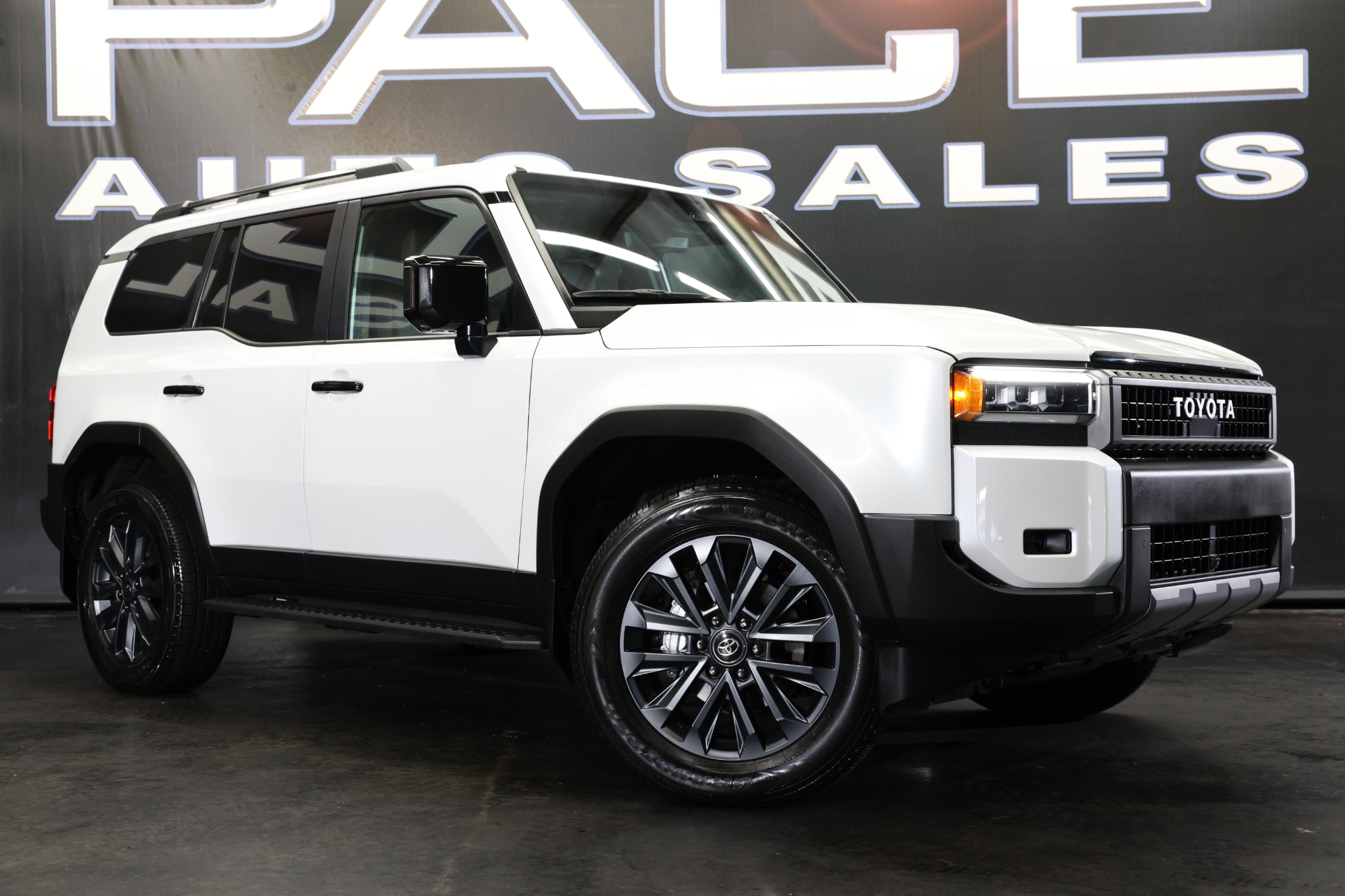 2024 Toyota Land Cruiser 4WD (Natl)