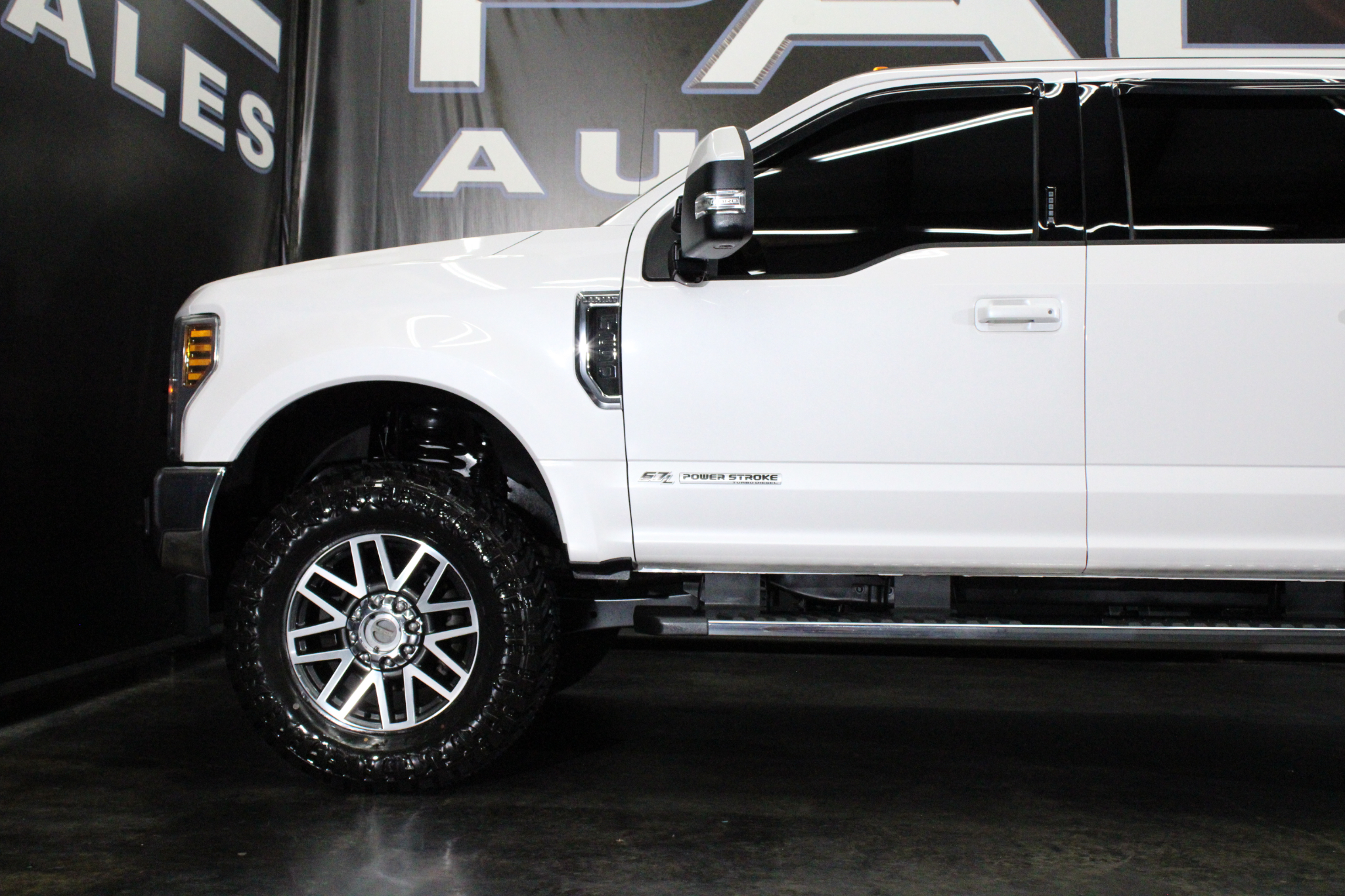 Ford Super Duty F-250 SRW Lariat 4WD Crew Cab 6.75' Box 2019 Ford Super Duty F-250 SRW Lariat 4WD Crew Cab 6.75' Box 2019